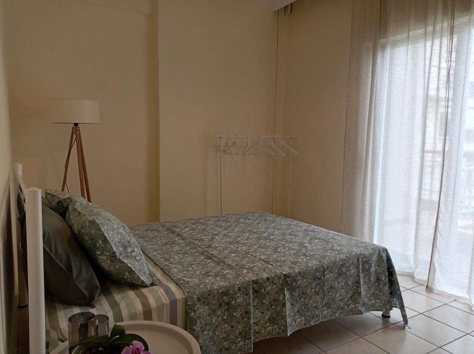 Homie Apartment Драма Екстериор снимка
